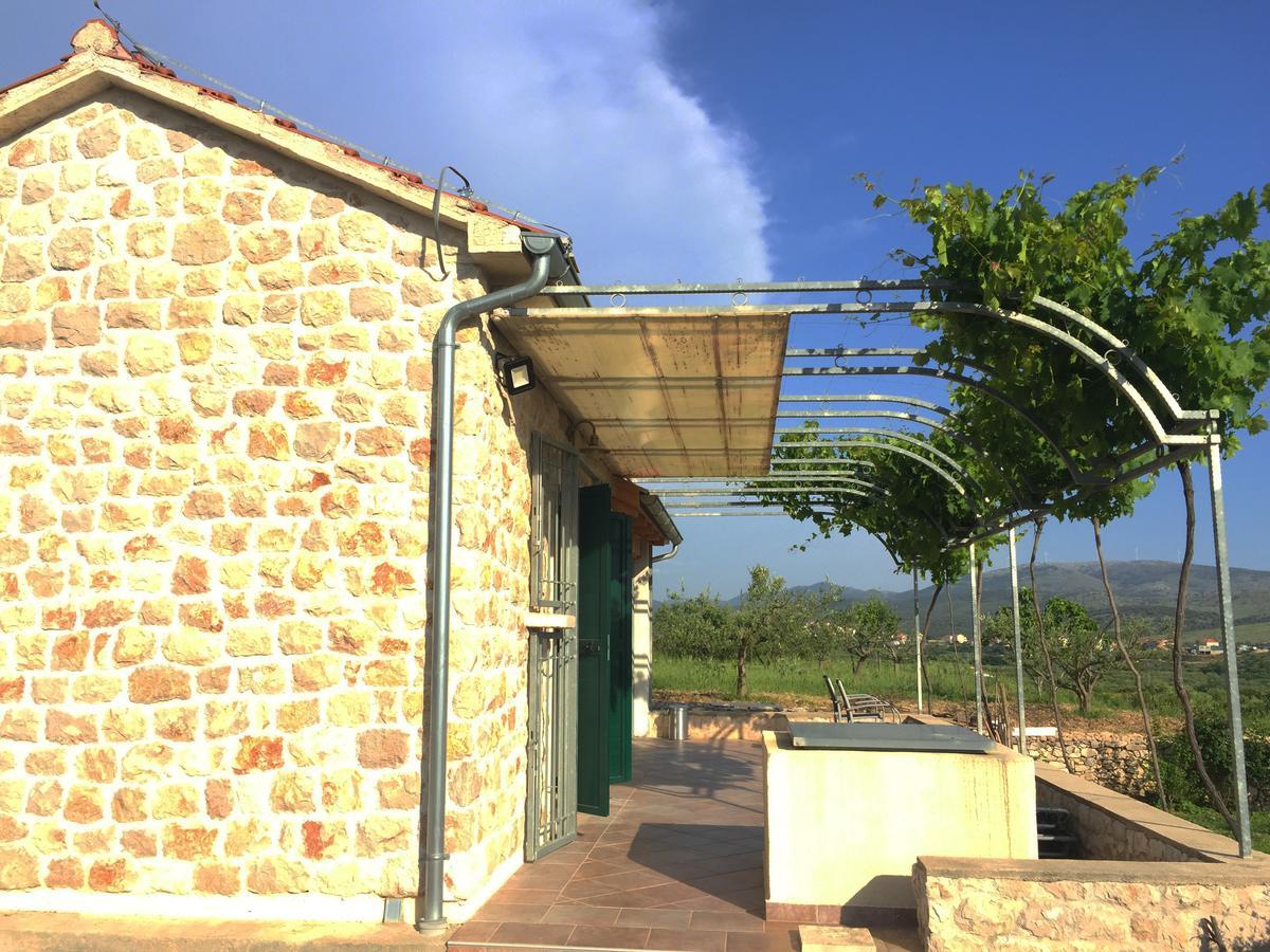 Holiday Home Olive 希贝尼克 外观 照片